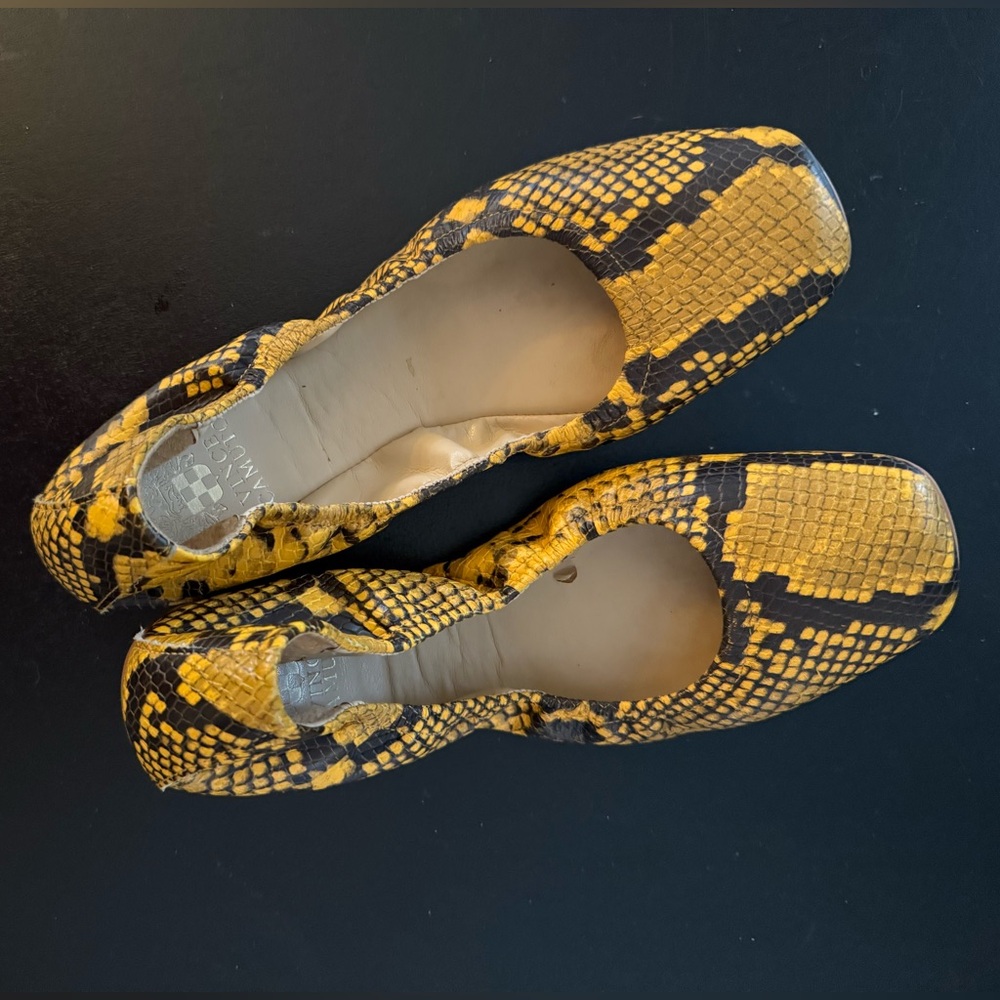 Vince Camuto Yellow and Black leather embossed Snake Print Flats
